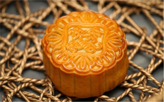 A maneira de depositar o mooncake