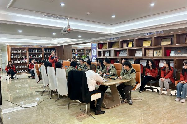 Treinamento de conhecimento e habilidades de negócios da Sunnex, realizada no escritório de Shenzhen